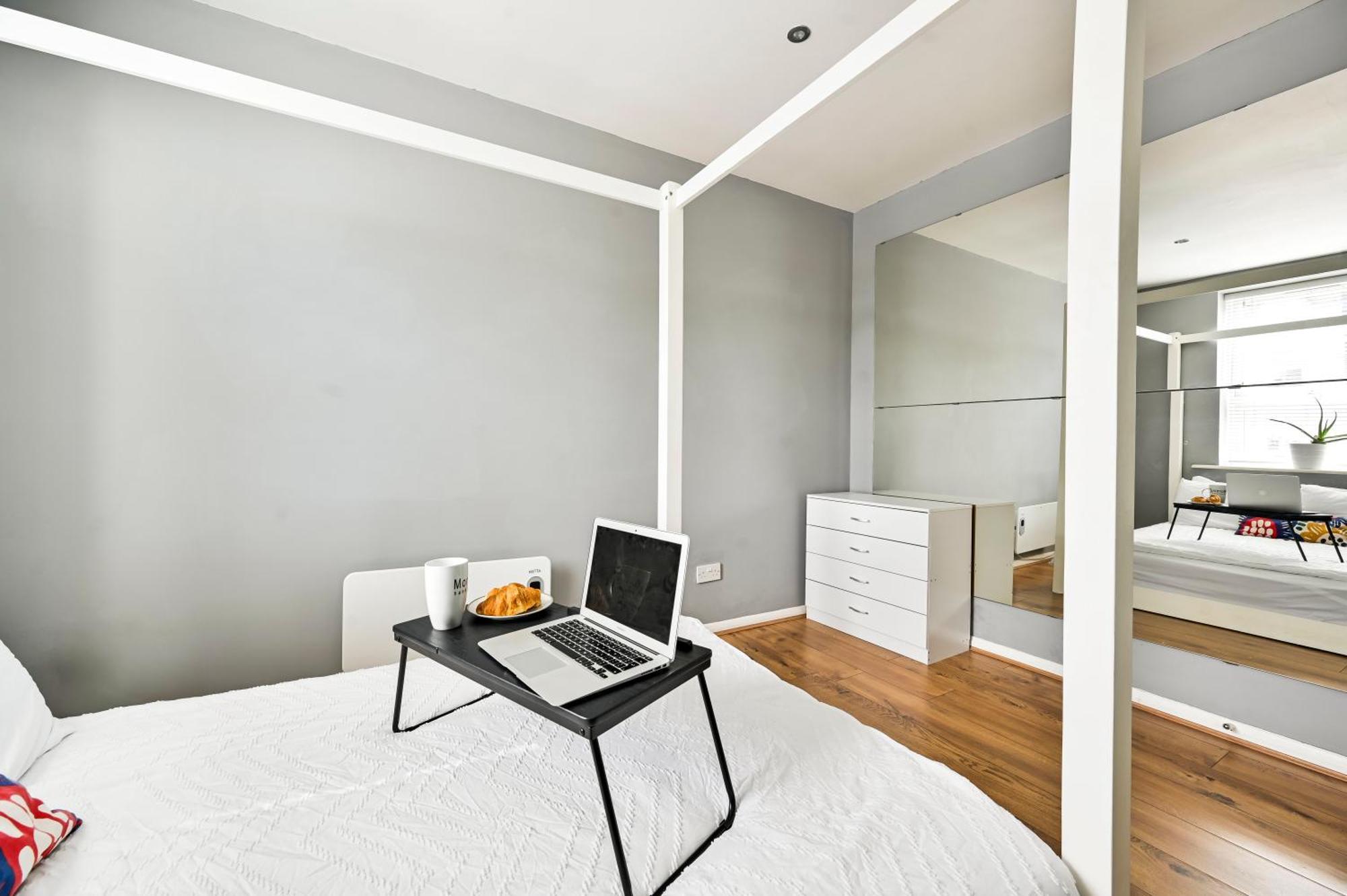 Cosy 1-Bed E15, Sleeps 4, 1 Min From Tube Station Near O2 Arena Διαμέρισμα Λονδίνο Εξωτερικό φωτογραφία