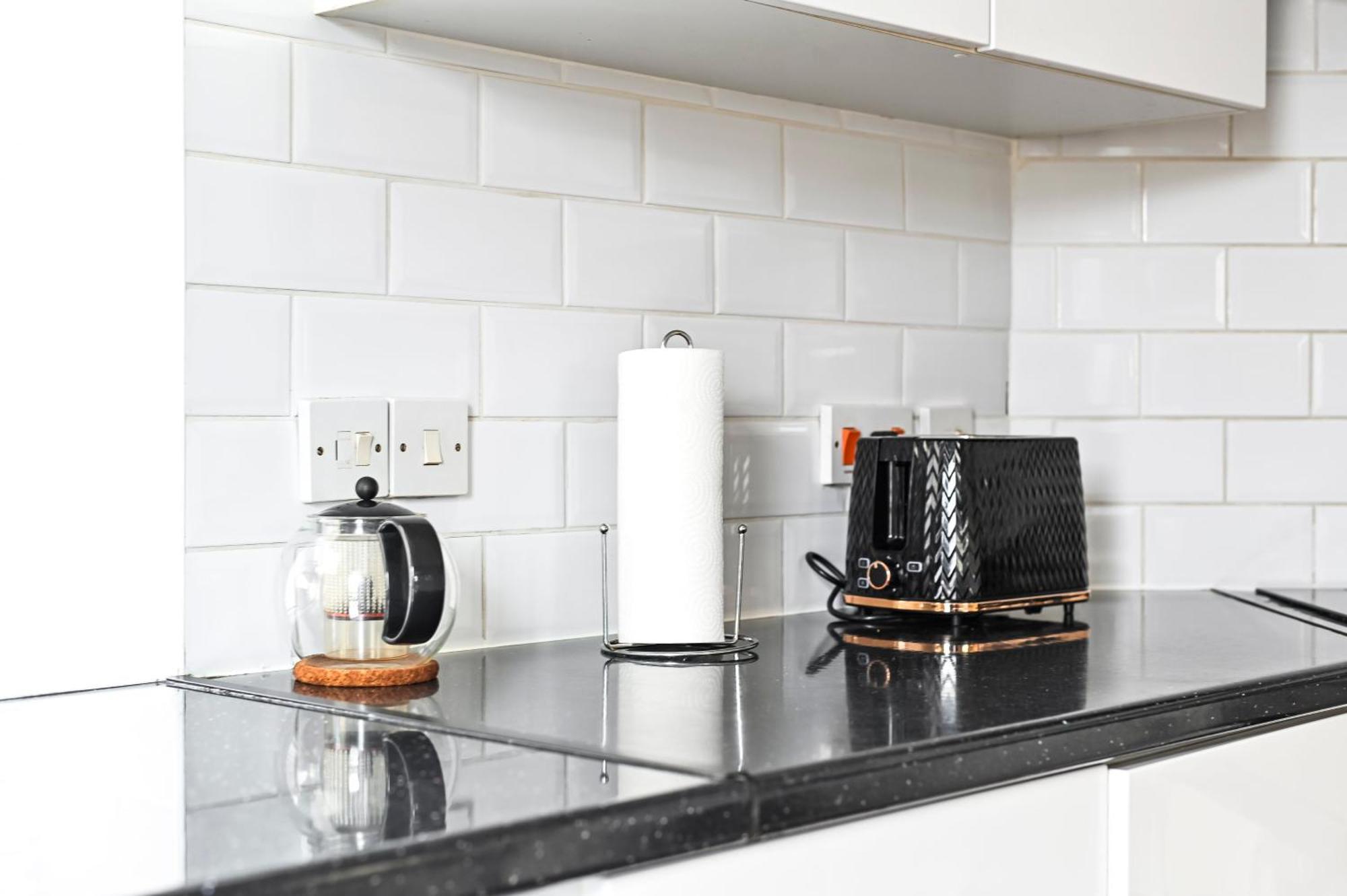 Cosy 1-Bed E15, Sleeps 4, 1 Min From Tube Station Near O2 Arena Διαμέρισμα Λονδίνο Εξωτερικό φωτογραφία